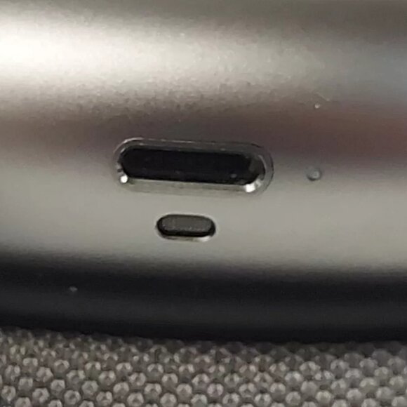 (N87242-1) Apple A2096 Airpods Max - Picture 12 of 14